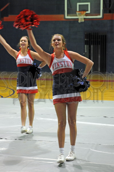 8-28 WA Pep Rally 036.JPG - SCRIVENER D300